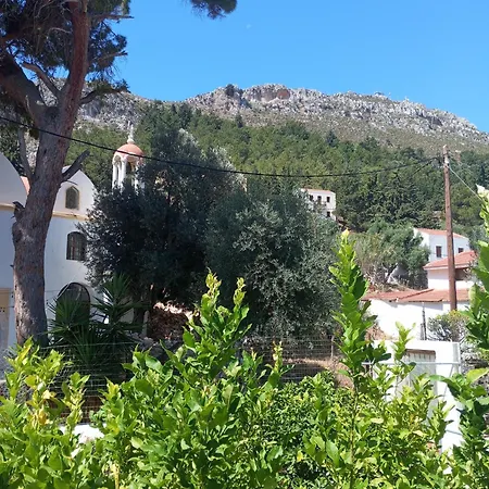 Paradisos Kastellorizou Apartmán Meyísti